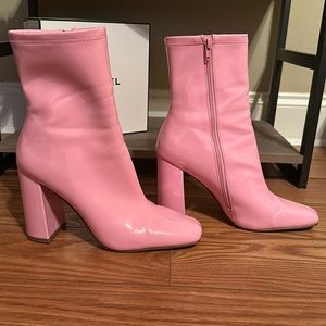 Steve Madden Lynden Booties size 9.5